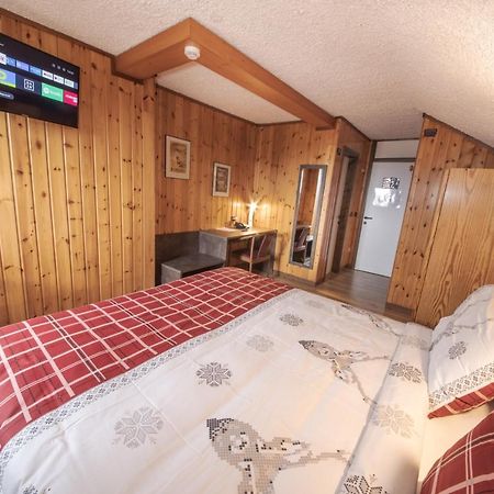 Albergo Quarto Pirovano Passo dello Stelvio Esterno foto