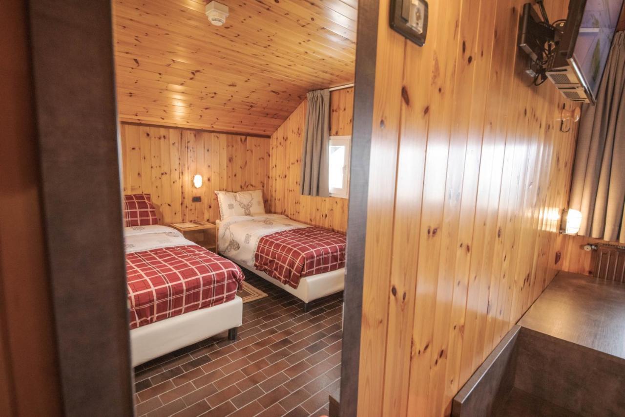 Albergo Quarto Pirovano Passo dello Stelvio Esterno foto