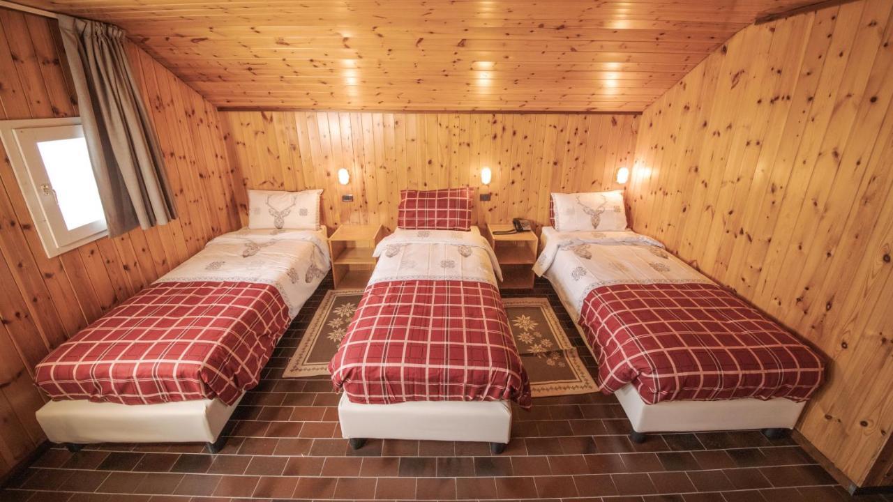 Albergo Quarto Pirovano Passo dello Stelvio Esterno foto