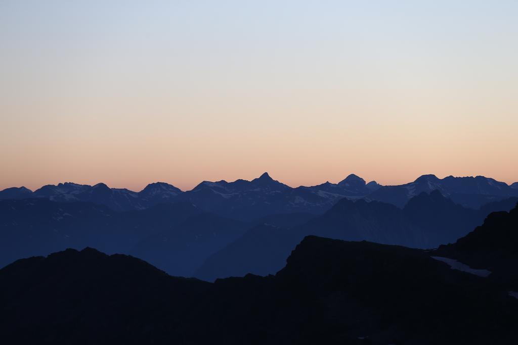 Albergo Quarto Pirovano Passo dello Stelvio Esterno foto