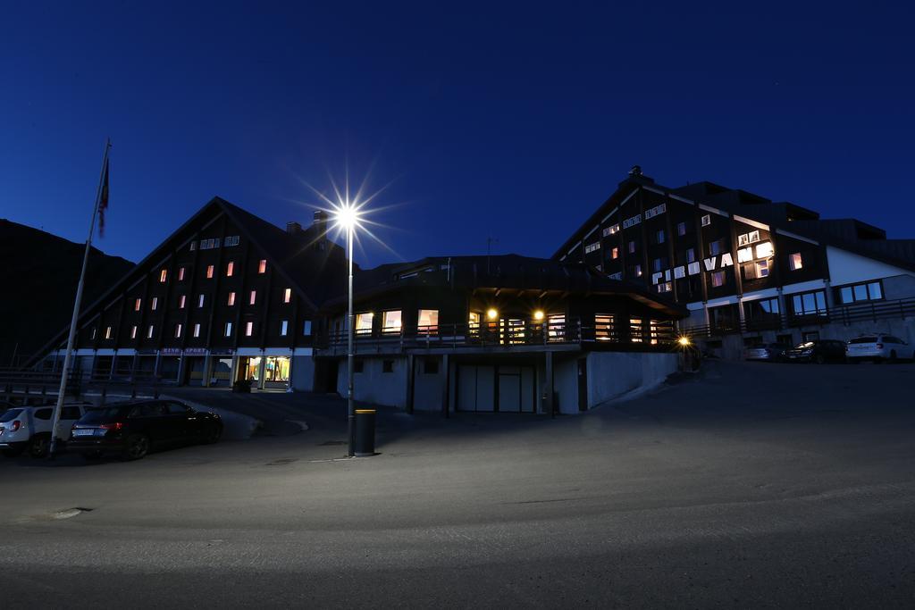 Albergo Quarto Pirovano Passo dello Stelvio Esterno foto