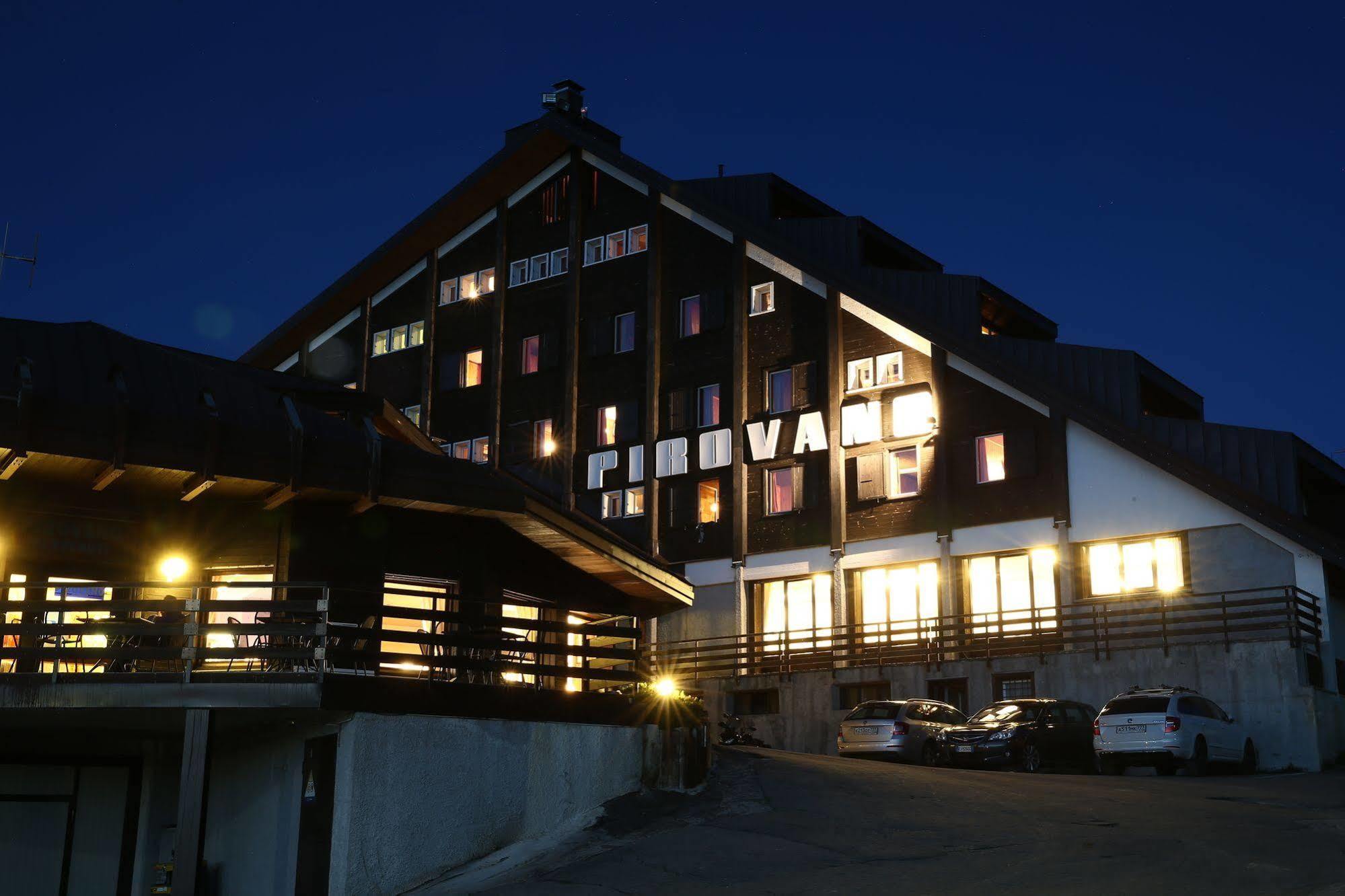 Albergo Quarto Pirovano Passo dello Stelvio Esterno foto